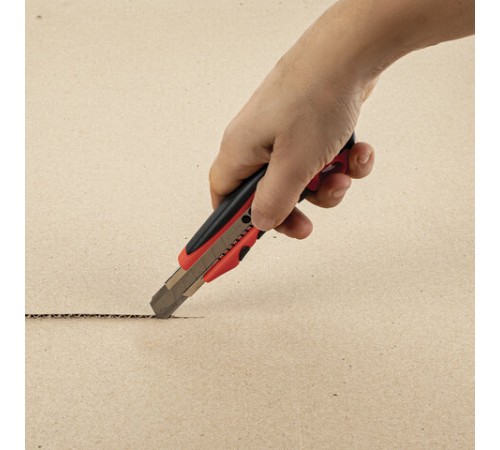 Нож канцелярский 18 мм BRAUBERG 