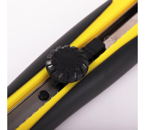 Нож канцелярский 18 мм BRAUBERG 