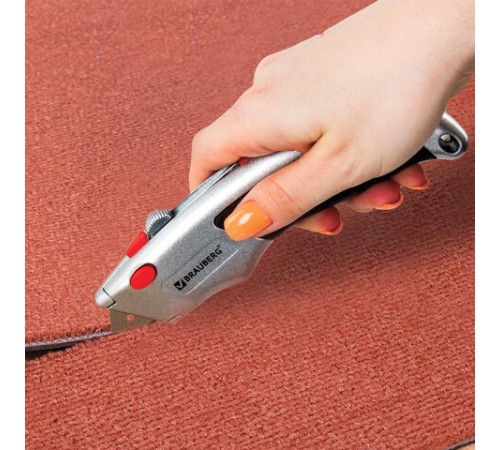 Лезвия для универсальных мощных ножей, 18 мм, BRAUBERG, КОМПЛЕКТ 5 ШТ., форма-трапеция, в пластиковом пенале, 236637