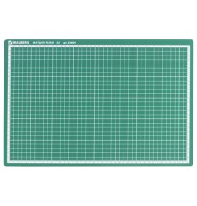 Коврик (мат) для резки BRAUBERG 3-слойный, А3 (450х300 мм), двусторонний, толщина 3 мм, зеленый, 236904
