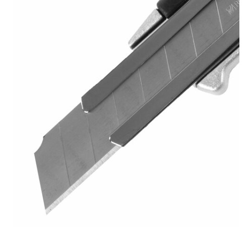 Нож канцелярский 18 мм BRAUBERG 