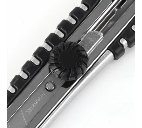 Нож канцелярский 18 мм BRAUBERG 