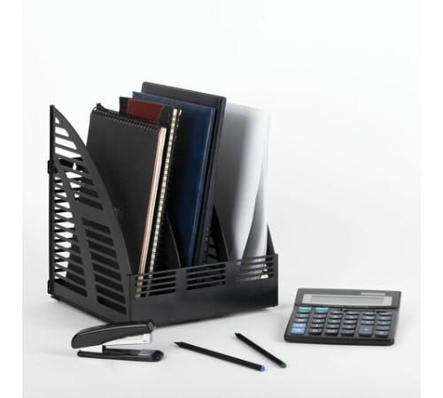 Лоток вертикальный для бумаг STAFF Basic, 245х240х285 мм, 3 отделения, сетчатый сборный, 237945