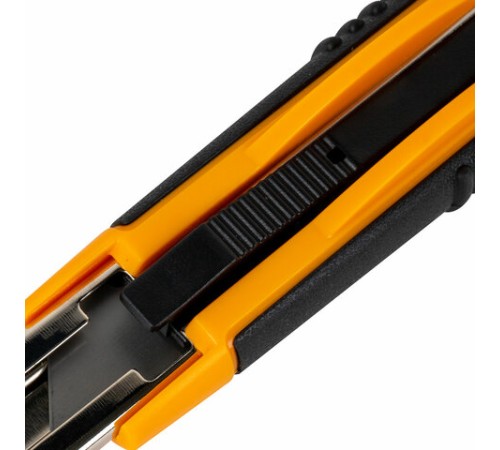 Нож универсальный мощный с возвратной пружиной BRAUBERG reSTART, трапециевидное лезвие, 238730