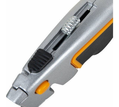 Нож универсальный мощный алюминиевый BRAUBERG 