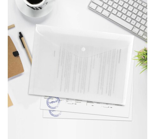 Папка-конверт с кнопкой BRAUBERG А4 до 100 л. матовая прозрачная СВЕРХПРОЧНАЯ 0,18 мм, 270471