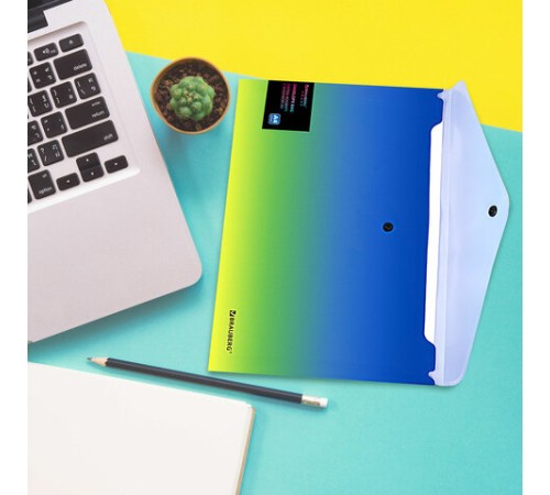 Папка-конверт с кнопкой BRAUBERG 