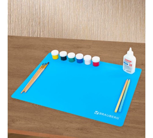 Настольное покрытие BRAUBERG для труда и творческих занятий, силикон, голубое, 30х40 см, 272373