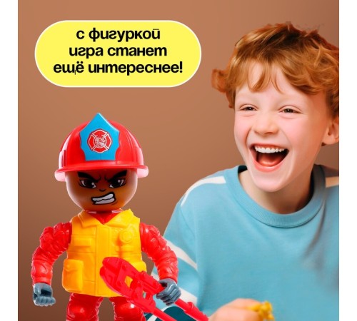 Фигурка - игрушка для мальчика «Пожарный», МИКС