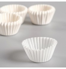 Форма для конфет, бумажная, одноразовая, 2.2×1.6 см, белая